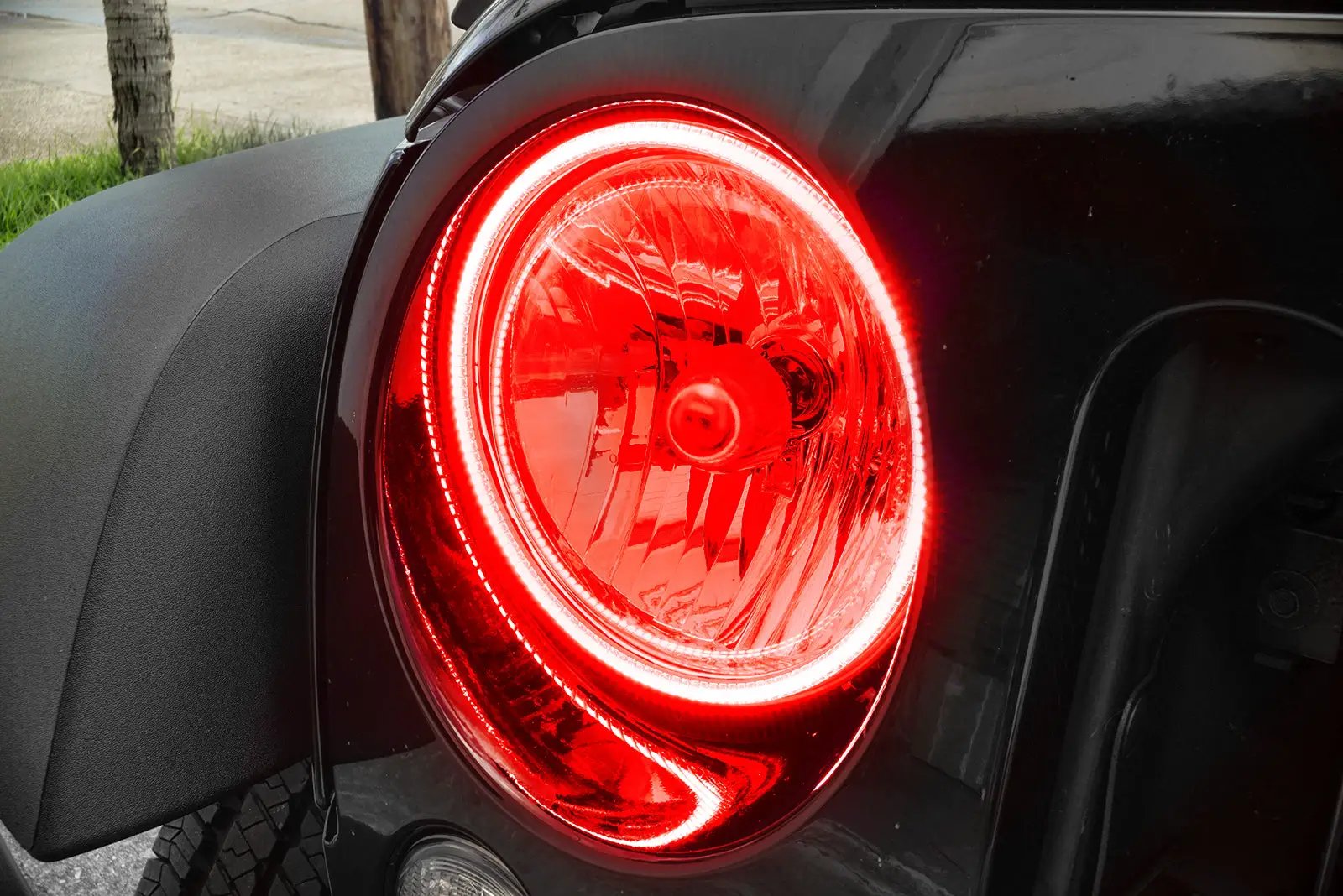 Oracle Lighting The halos are encased in a special polymer resin, making them completely waterproof and install by attaching around the headlight lens. The kit is 12V powered thus can be wired to a switch, controller, or parking lights. by Oracle Lighting