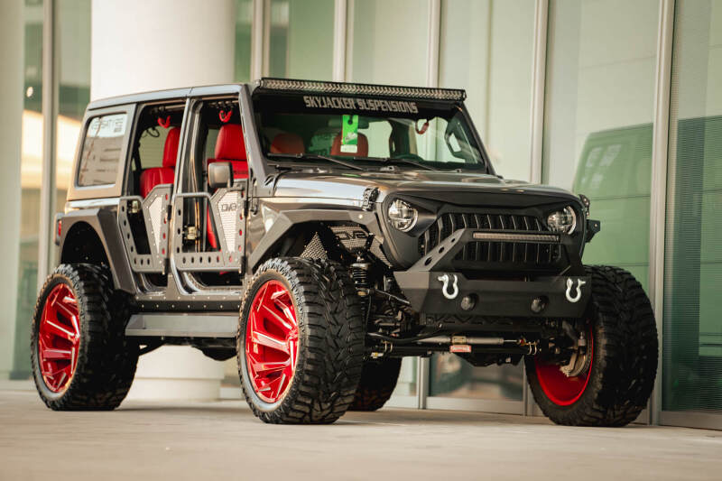 DV8 Offroad DVE Grills