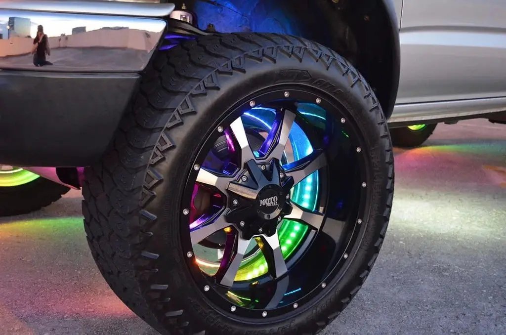 ORACLE Lighting LED Illuminated Wheel Rings - Dynamic ColorSHIFT