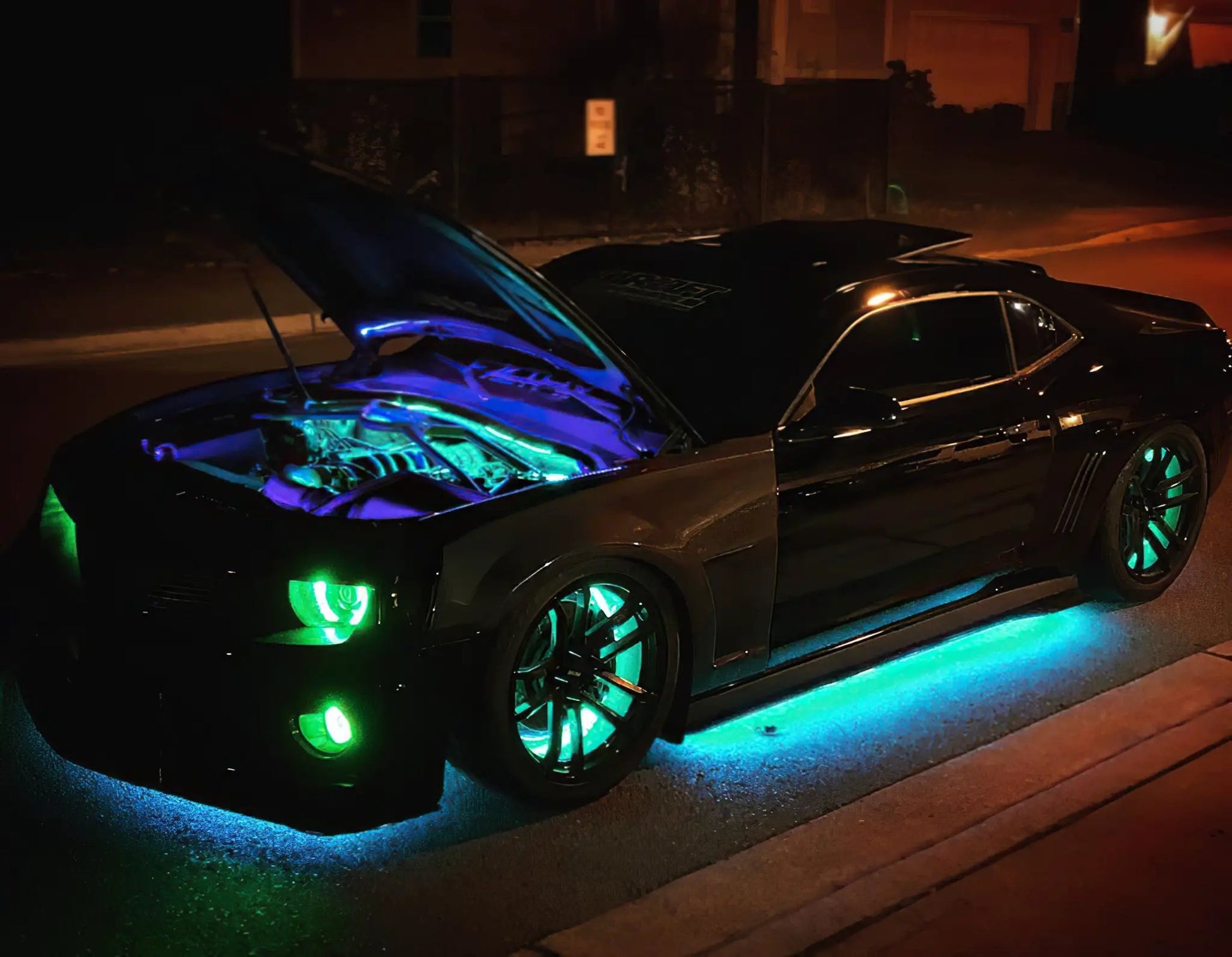 Oracle Lighting Flex strip features high quality Bridgelux SMD Chips for maximum brightness. The LED strips are sealed with a high grade silicone which are heat resistant. Package comes with strips for the front, rear, and side of the engine bay. by Oracle Lighting