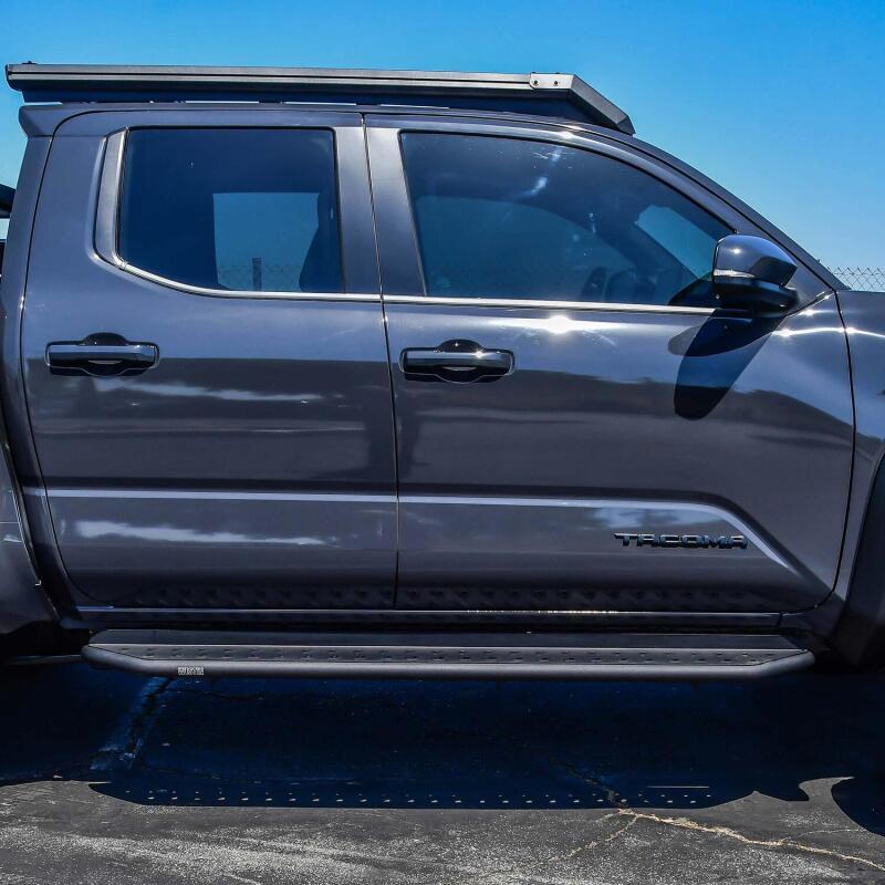 Westin WES Running Boards - Outlaw