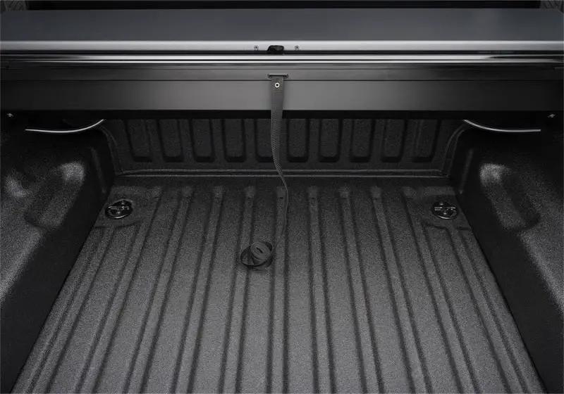 Roll-N-Lock RNL M-Series Tonneau Cover by Roll-N-Lock