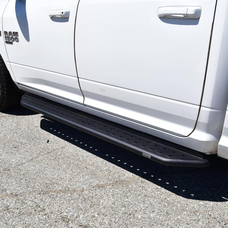 Westin WES Nerf Bars - Outlaw by Westin