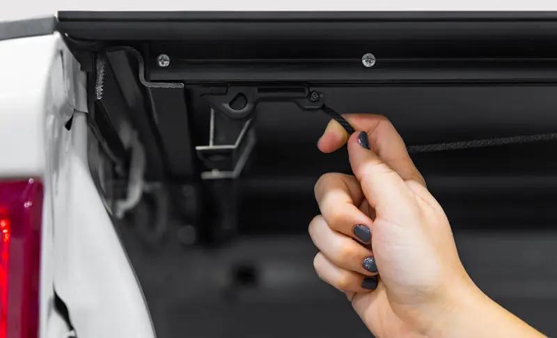 Access ACC LOMAX Tri-Fold Cover by Access
