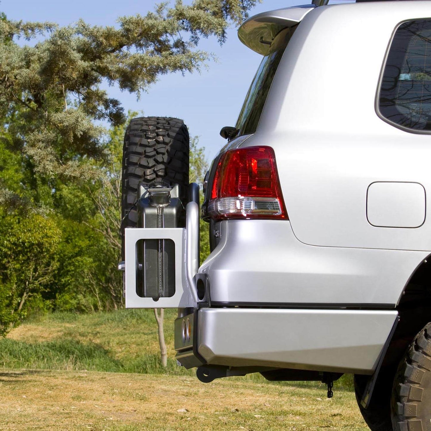 ARB Rear Bumper, Vehicle Specific, Black, Steel, Dual Jacking Points, Low-Slip Tread