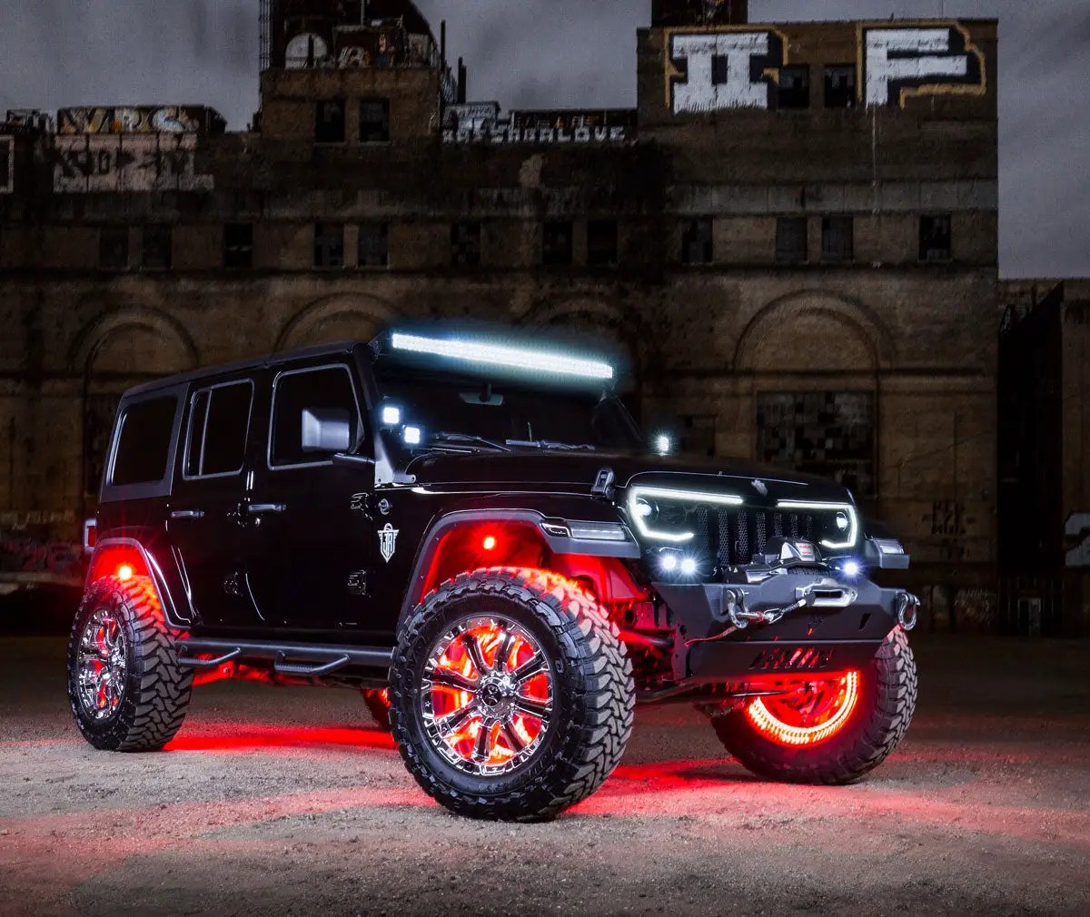 Oracle Lighting The LED light bar comes with side mounting brackets and installation hardware. The LED technology consumes low power which allows this light to operate for up to 50,000 hours. by Oracle Lighting