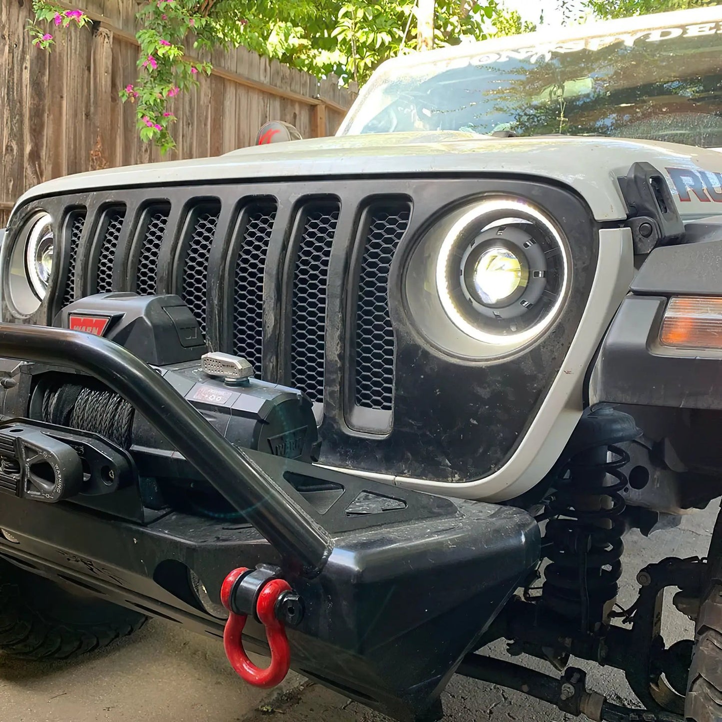 ORACLE Lighting Oculus Switchback Bi-LED Projector Headlights for Jeep Wrangler JL / Gladiator JT by Oracle Lighting