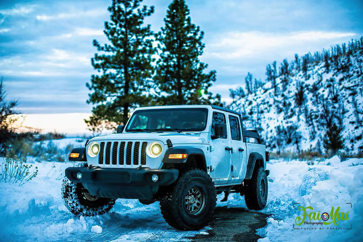 ORACLE Lighting Oculus Bi-LED Projector Headlights for Jeep Wrangler JL / Gladiator JT by Oracle Lighting