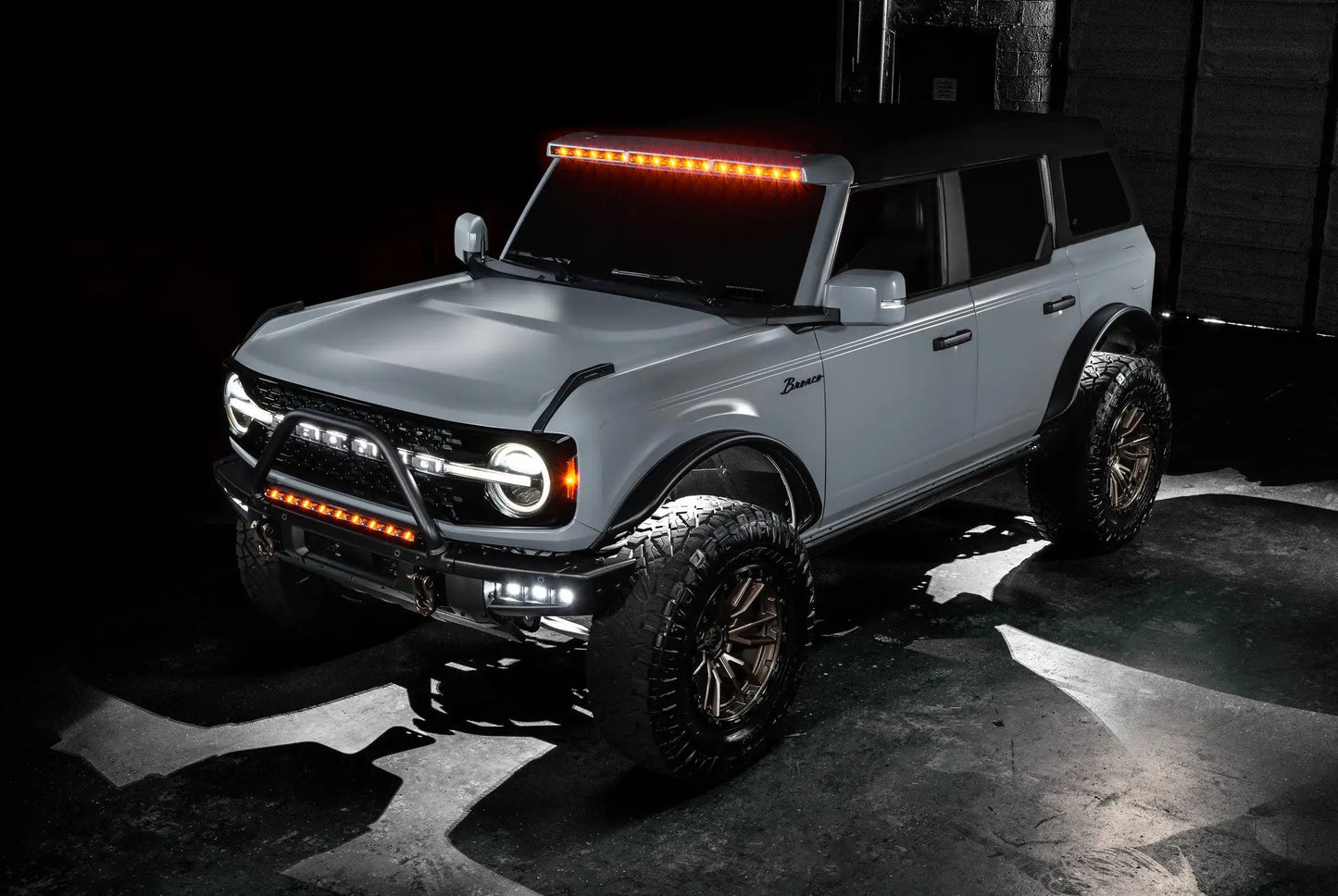 ORACLE Lighting Integrated Windshield Roof LED Light Bar System for 2021+ Ford Bronco