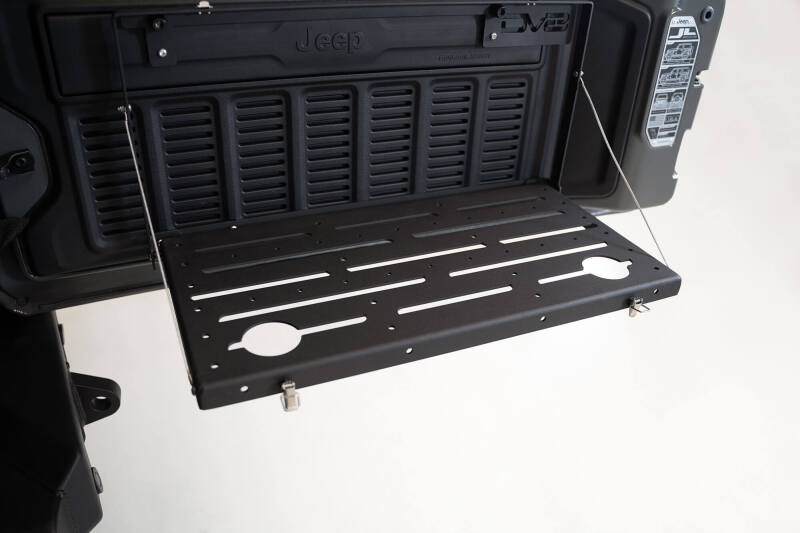 DV8 Offroad DVE Tail Gate Plate