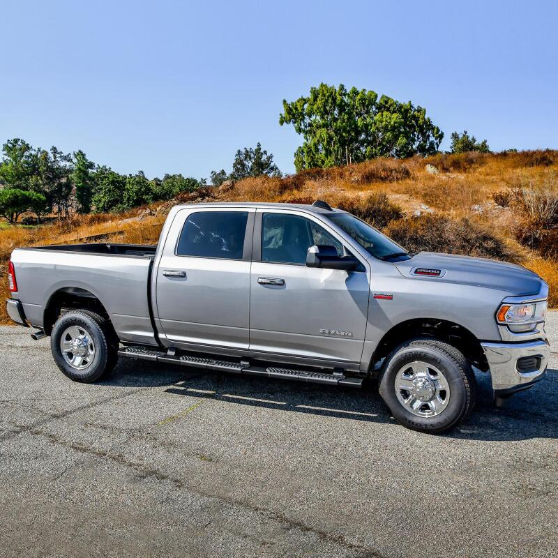 Westin WES Nerf Bars - R5