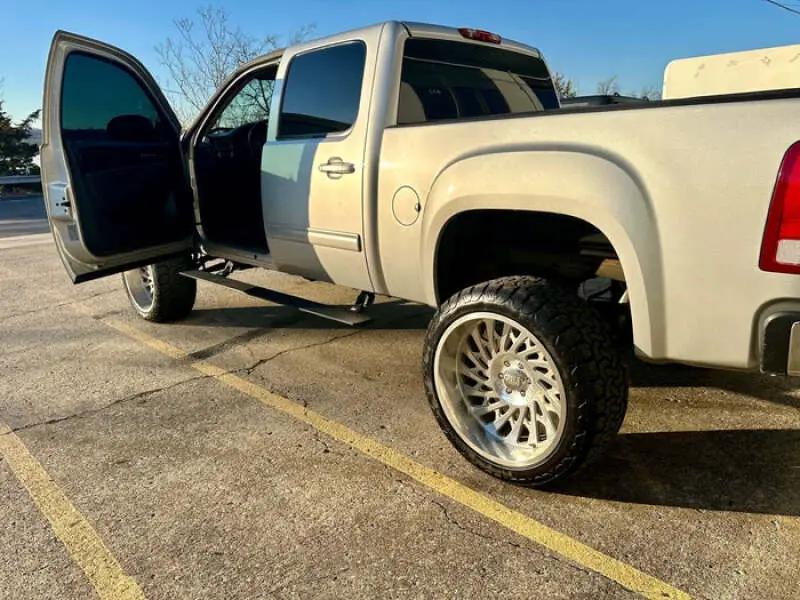 Body Armor 4x4 BOS E-Power Side Steps by Body Armor 4x4