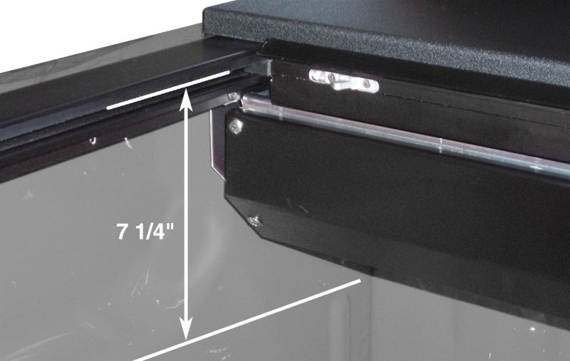 Roll-N-Lock RNL M-Series Tonneau Cover