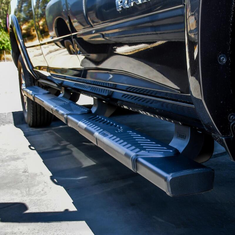 Westin WES Nerf Bars - R5