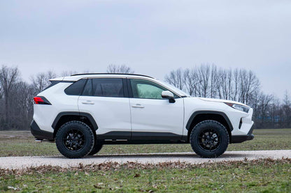 Rough Country 2.5 Inch Lift Kit | Toyota RAV4 2WD/4WD (2019-2023)