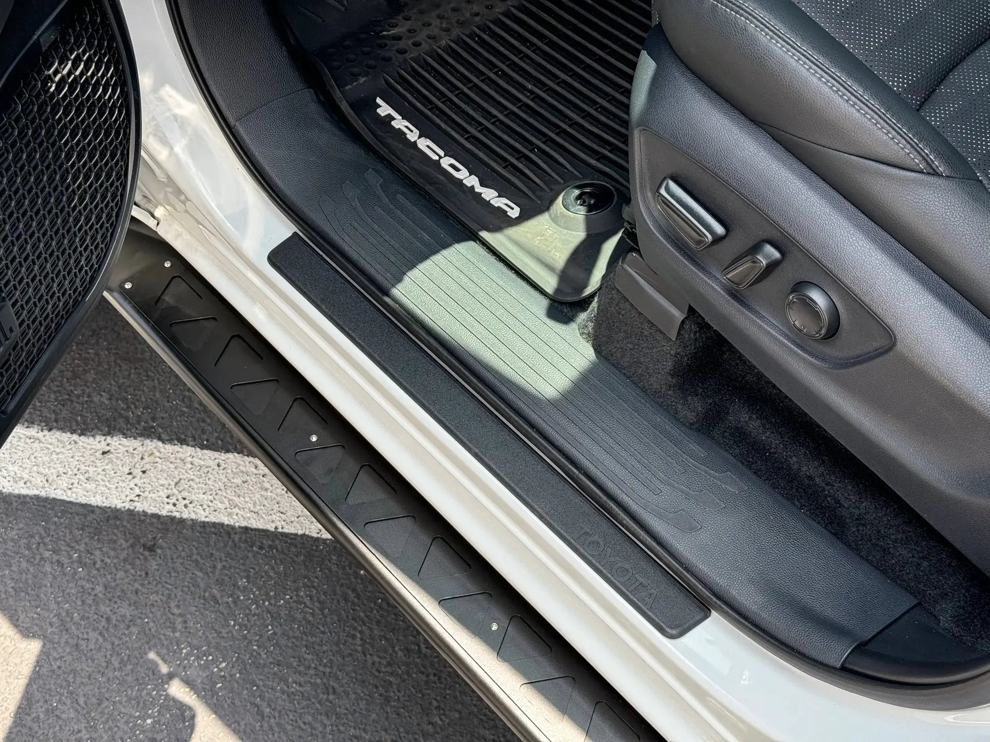 NYTOP 2024-Current Toyota Tacoma Rock Sliders by NYTOP