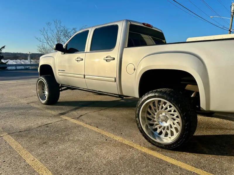 Body Armor 4x4 BOS E-Power Side Steps by Body Armor 4x4