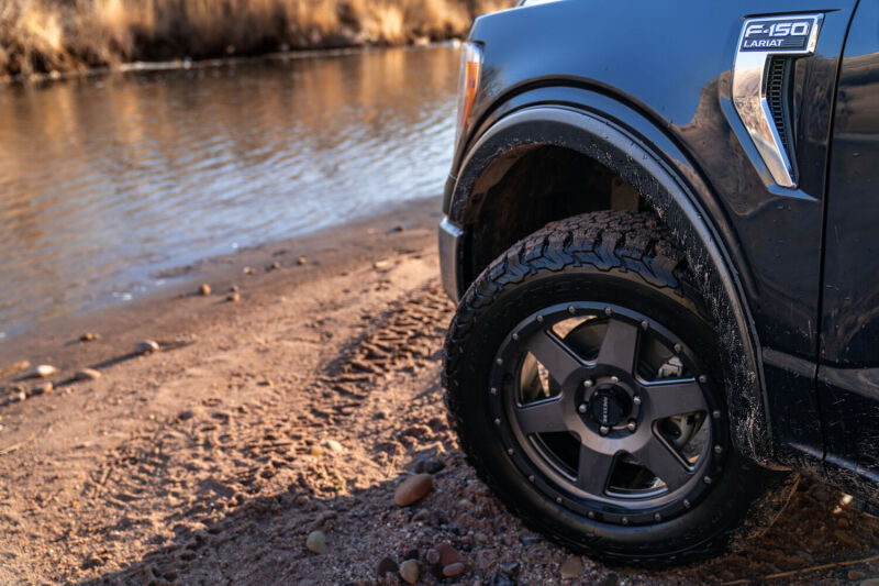 Husky Liners HL RVL Fender Flares