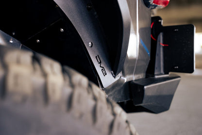 DV8 Offroad DVE Fenders