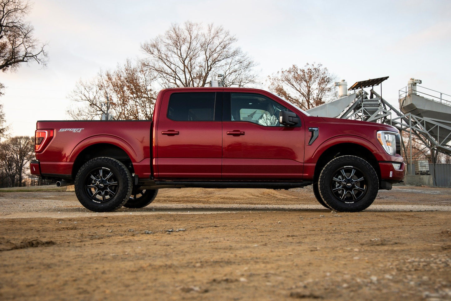 Rough Country 2 Inch Lift Kit | Vertex | Ford F-150 4WD (2021-2025)