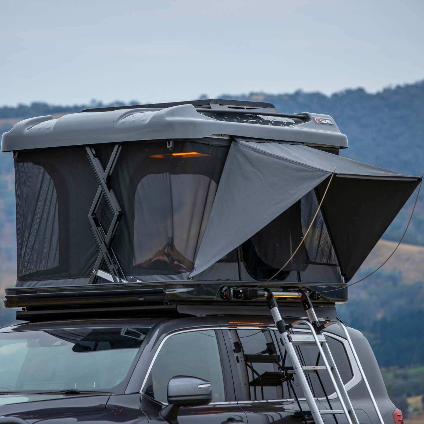 ARB ALTITUDE ELECTRIC HARDSHELL ROOFTOP TENT