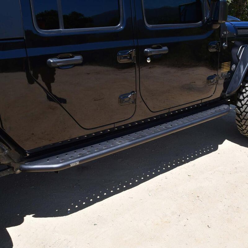 Westin WES Running Boards - Outlaw by Westin