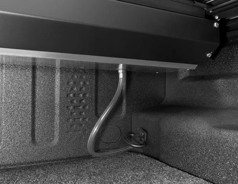 Roll-N-Lock RNL M-Series Tonneau Cover by Roll-N-Lock