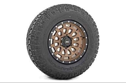 Rueda Rough Country Serie 87 | Beadlock simulado | Bronce/Negro | 17x8.5 | 5x5 | +0mm