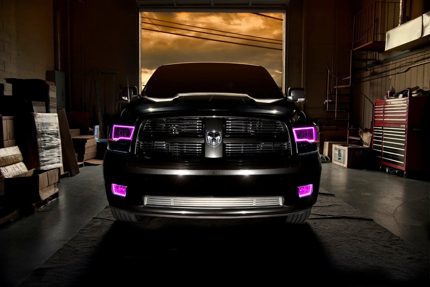 Oracle Lighting Will Not Fit Models With Factory Projector Headlights. Uses H11 Bulbs For Low Beam & HB3 ( 9005 ) Bulbs For High Beam. by Oracle Lighting