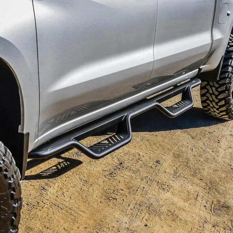 Westin WES Nerf Bars - Outlaw by Westin