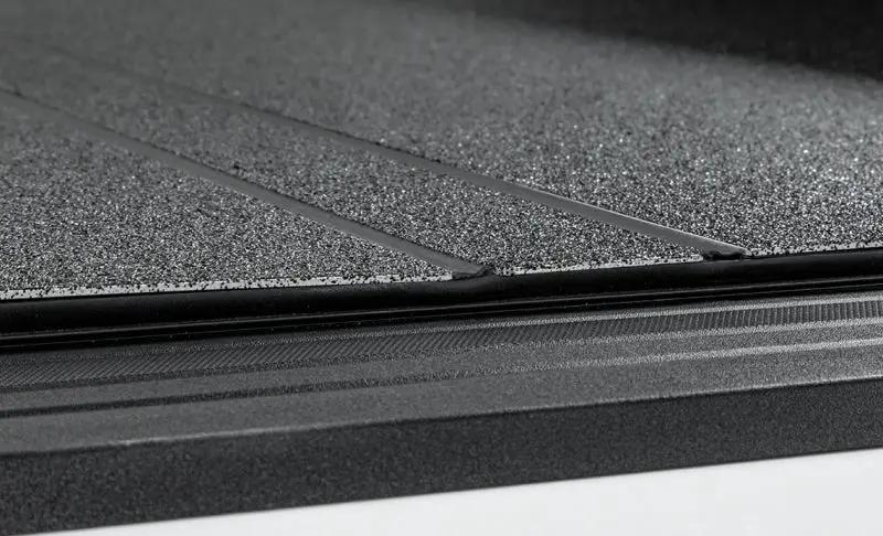 Access ACC LOMAX Tri-Fold Cover by Access