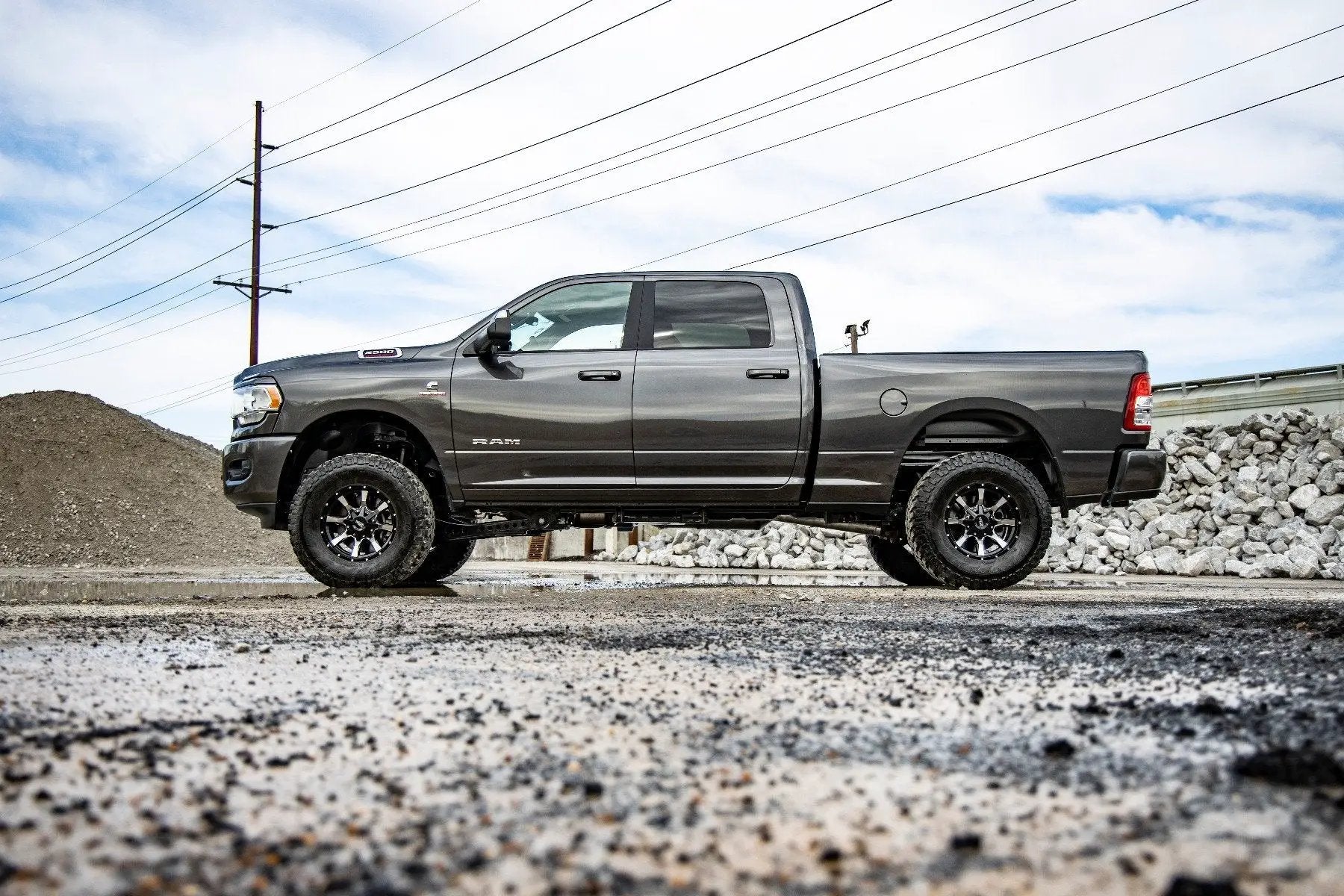 Rough Country 2.5 Inch Leveling Kit | RR Leaf | N3 | Ram 2500 (14-26)/3500 (13-26) by Rough Country
