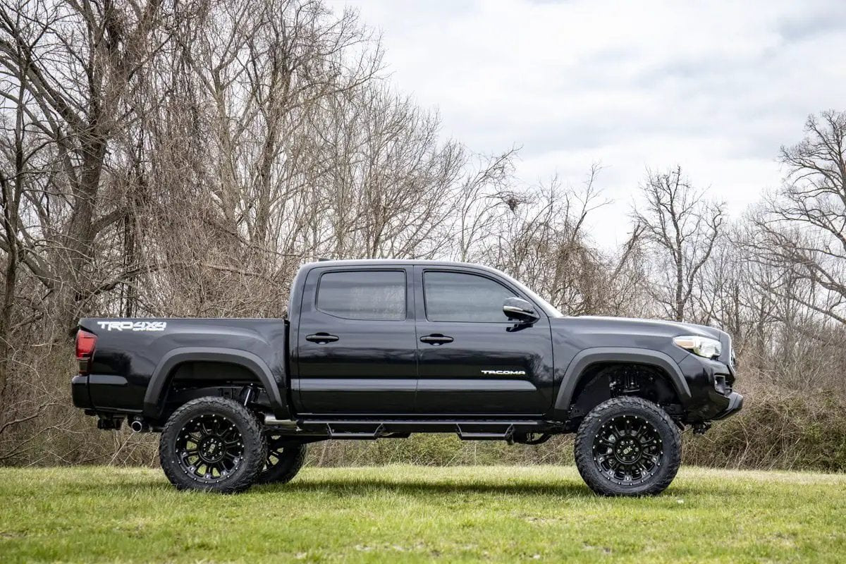 Rough Country 6 Inch Lift Kit | N3 Struts | Toyota Tacoma 2WD/4WD (2016-2023) by Rough Country