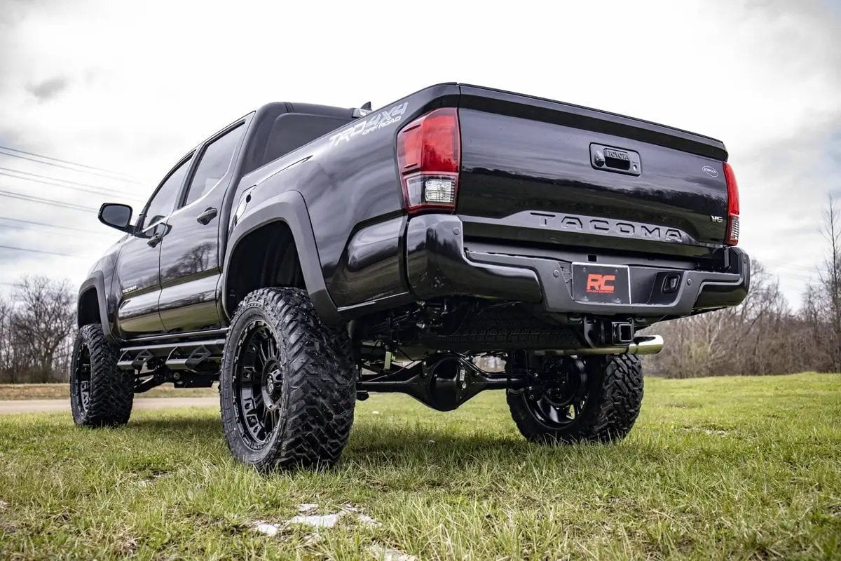 Rough Country 6 Inch Lift Kit | M1 Struts/M1 | Toyota Tacoma 2WD/4WD (2016-2023) by Rough Country