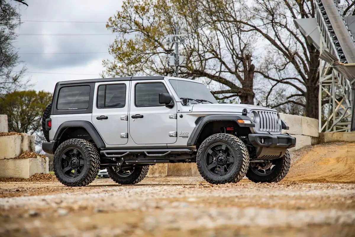 Rough Country 1.25 Inch Body Lift Kit | Jeep Wrangler JL/Wrangler Unlimited 4WD (2018-2026) by Rough Country