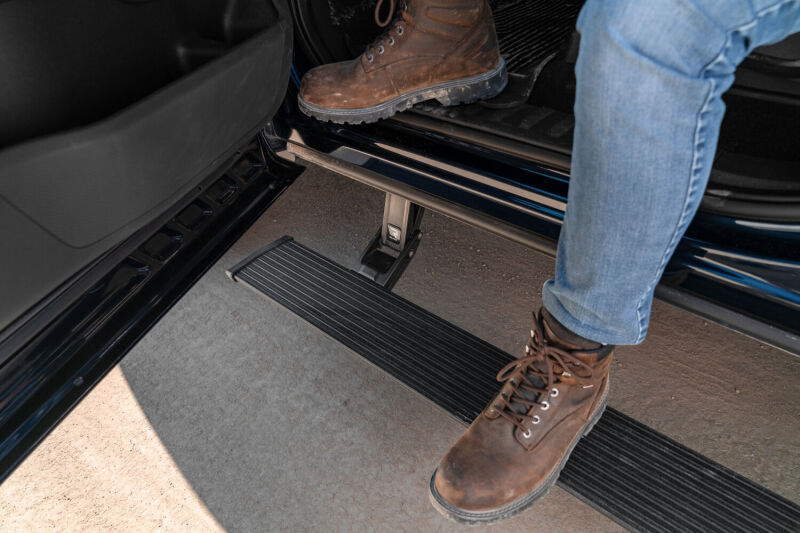 AMP Research AMP PowerStep Plug N Play
