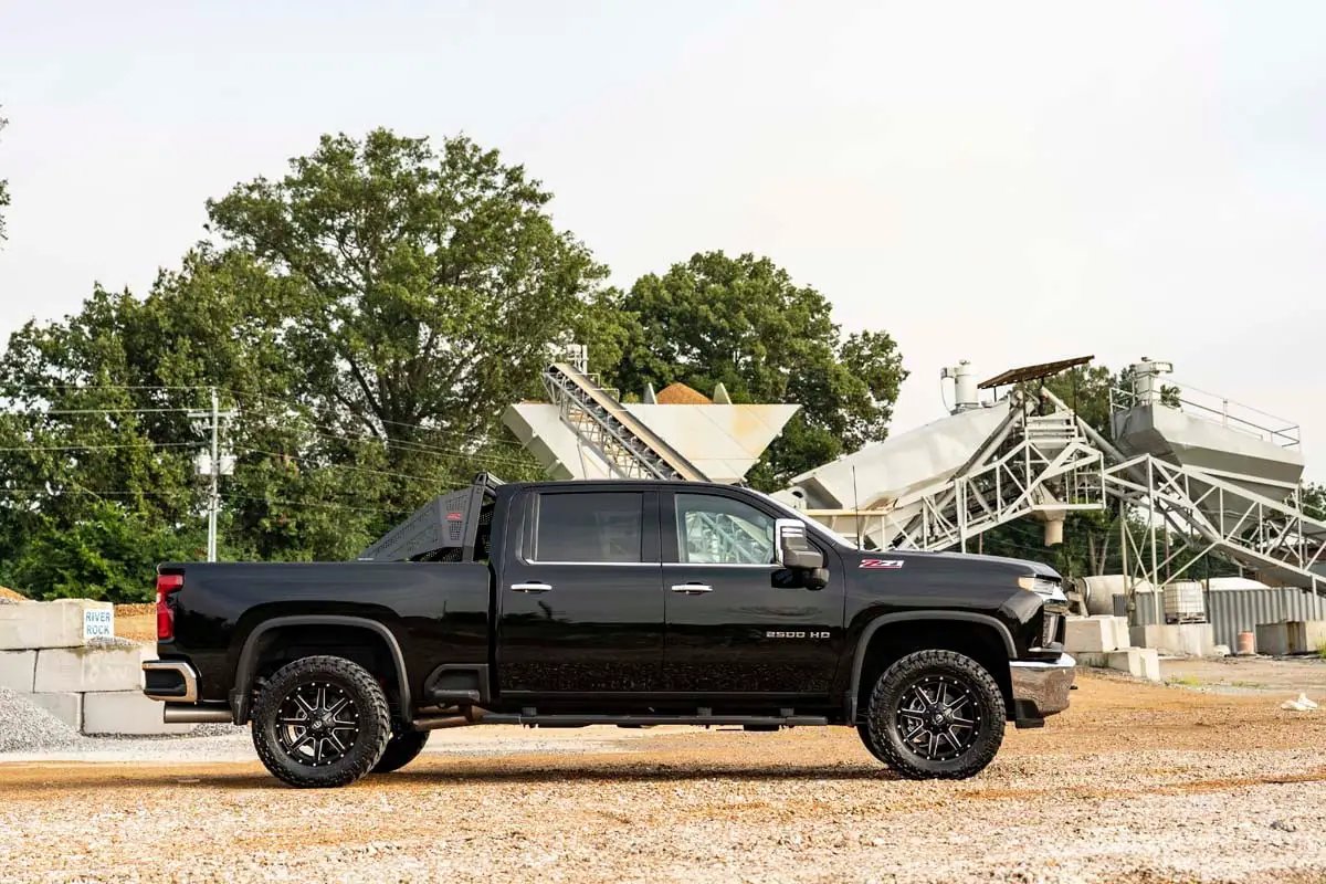 Rough Country 1.5-2 Inch Leveling Kit | N3 | Chevy/GMC 2500HD/3500HD (20-26) by Rough Country