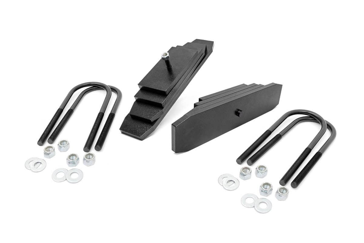 Rough Country 2 Inch Leveling Kit | Leaf Block | Ford F-250/F-350 Super Duty 4WD (99-04)