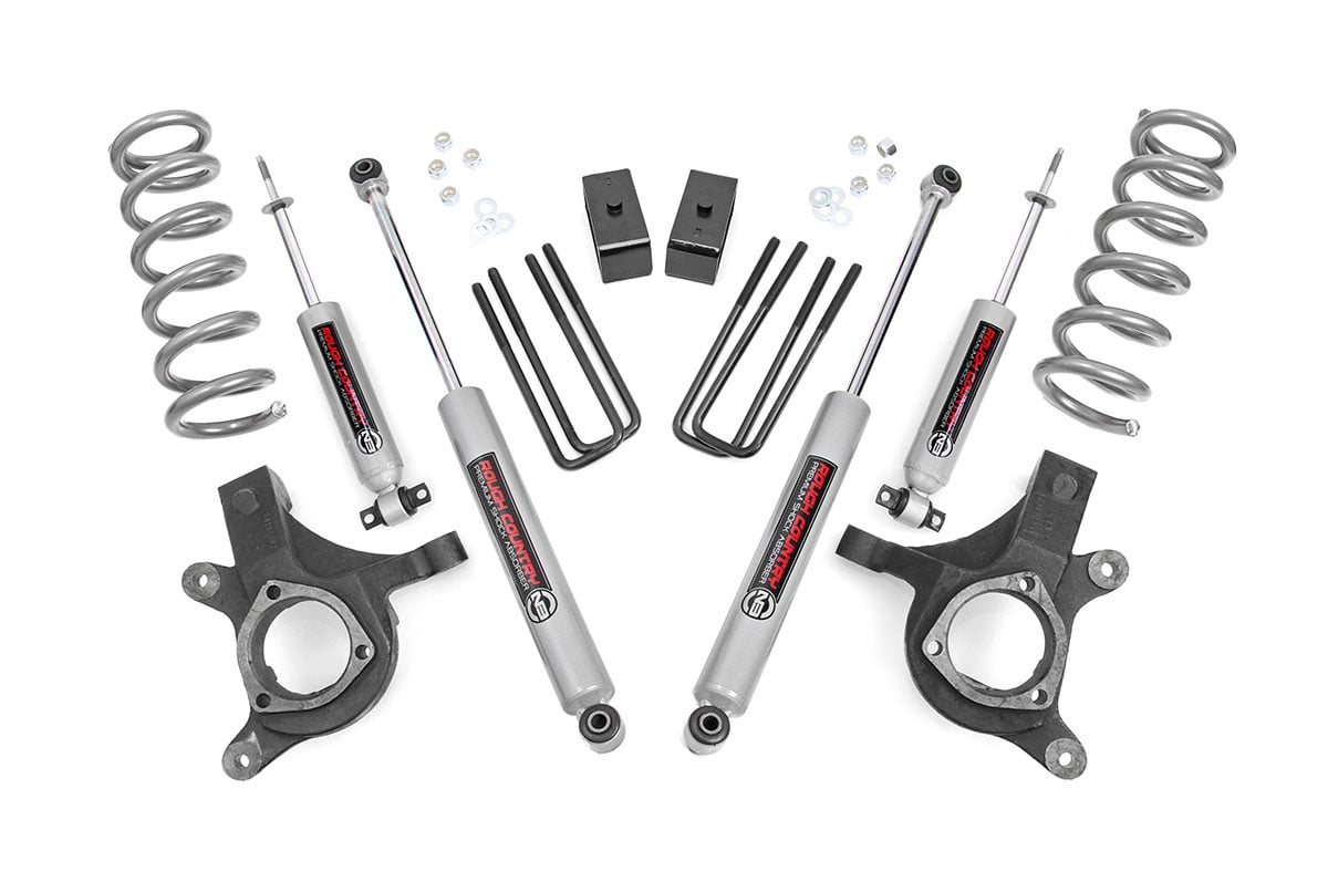 Rough Country 4.5 Inch Lift Kit | Chevy Silverado & GMC Sierra 1500 2WD (1999-2006 & Classic)