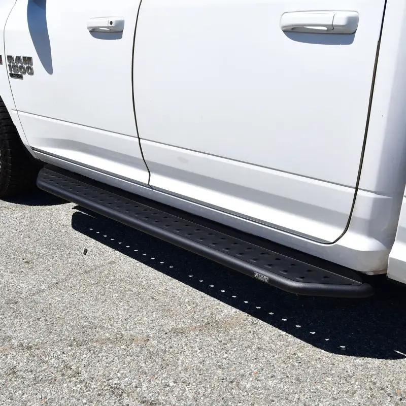 Westin WES Nerf Bars - Outlaw by Westin