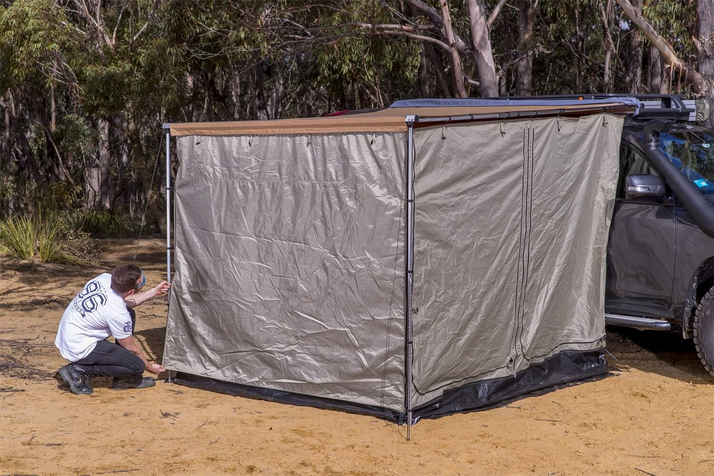 ARB Deluxe Awning Room With Floor