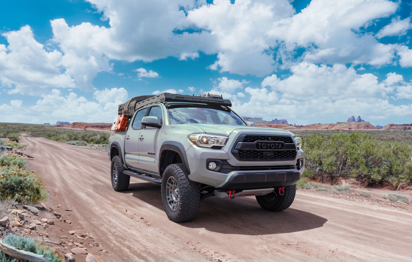 Air Lift The LoadLifter 5000 load support kit for 2005-2023 Toyota Tacoma 2WD and 4WD offers up to 5,000 lbs. of load-leveling capacity while eliminating squat, trailer sway, body roll, and bottoming out. Tow and haul comfortably and stress-free.