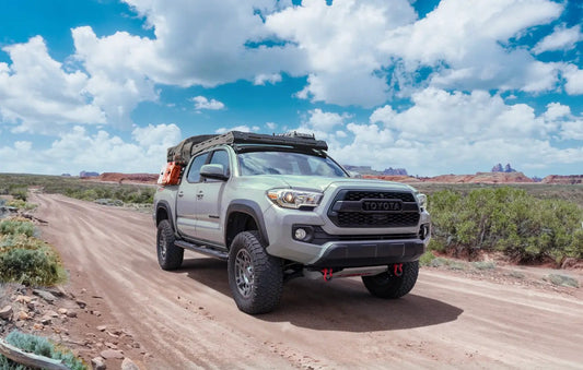 Air Lift The LoadLifter 5000 load support kit for 2005-2023 Toyota Tacoma 2WD and 4WD offers up to 5,000 lbs. of load-leveling capacity while eliminating squat, trailer sway, body roll, and bottoming out. Tow and haul comfortably and stress-free. by Air Lift