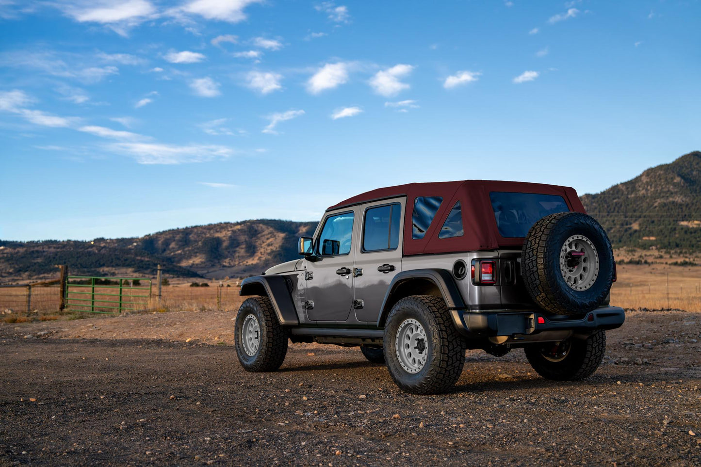 Bestop eTop Jeep 2018-26 Wrangler JL; 4-Door; 4XE (Fastback; Merlot)