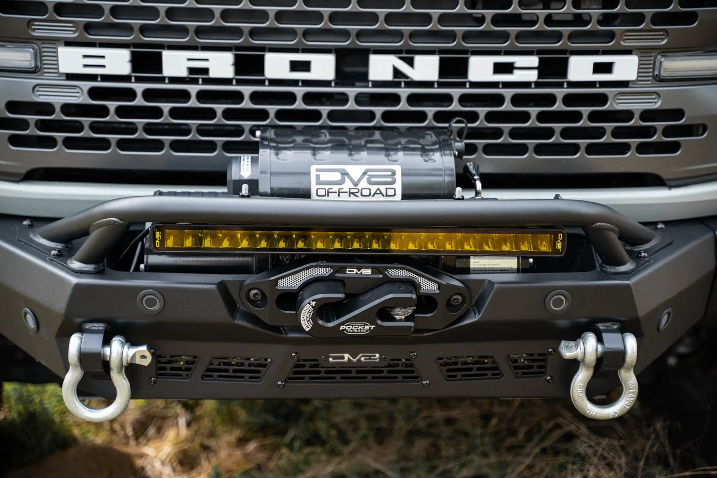 DV8 Offroad 20-Inch Elite Series Amber LED Light Bar Single Row by DV8 Offroad