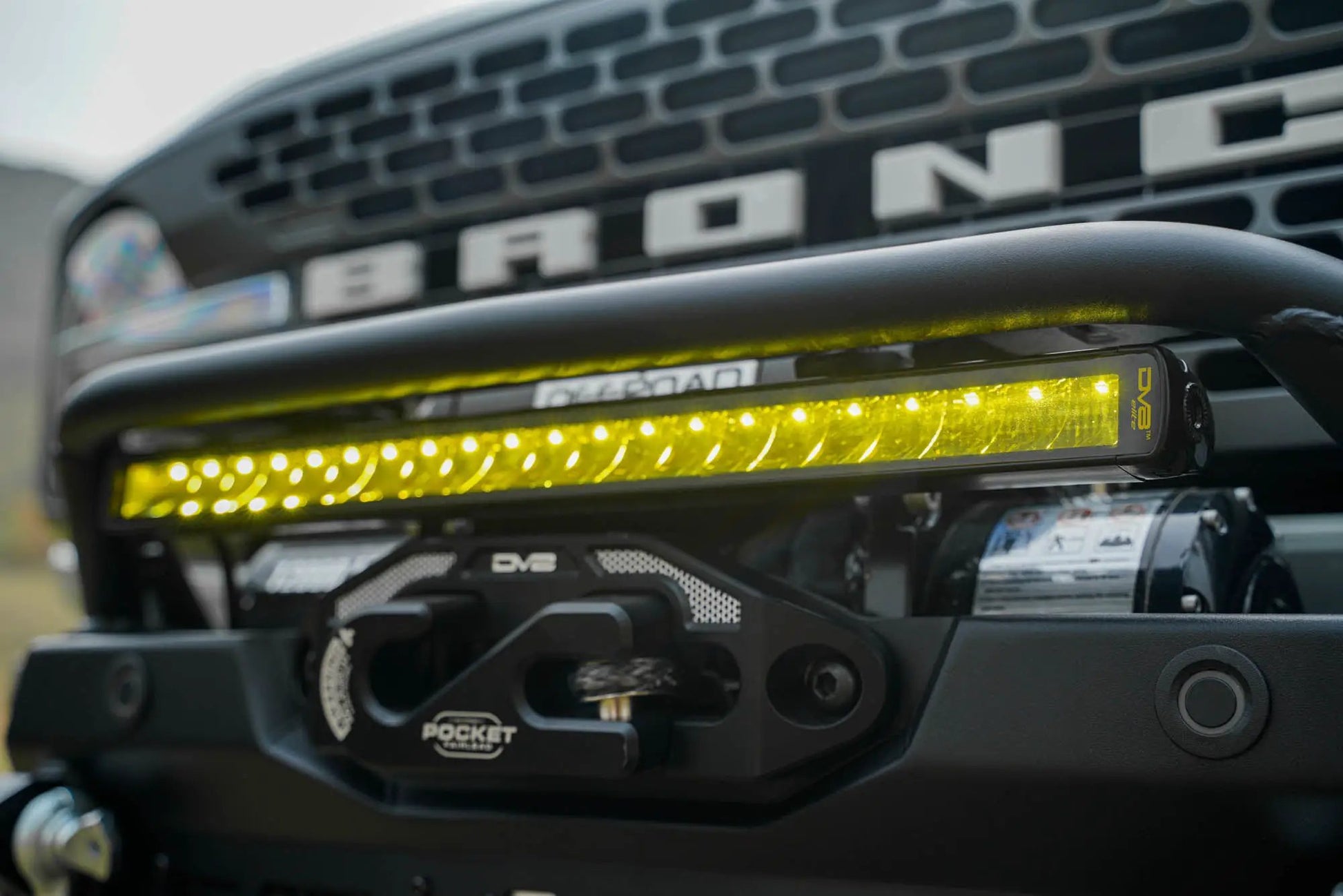 DV8 Offroad 20-Inch Elite Series Amber LED Light Bar Single Row by DV8 Offroad