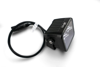 DV8 Offroad The BE3EW40W is a 3in. cube light from the Elite Series lights. Offering a flood beam pattern, the 3in. cube light offers a 4,800 lumen output, a bezel-less IP-68 lens, indirect reflectors, small heat fins & pedestal or side mount options by DV8 Offroad
