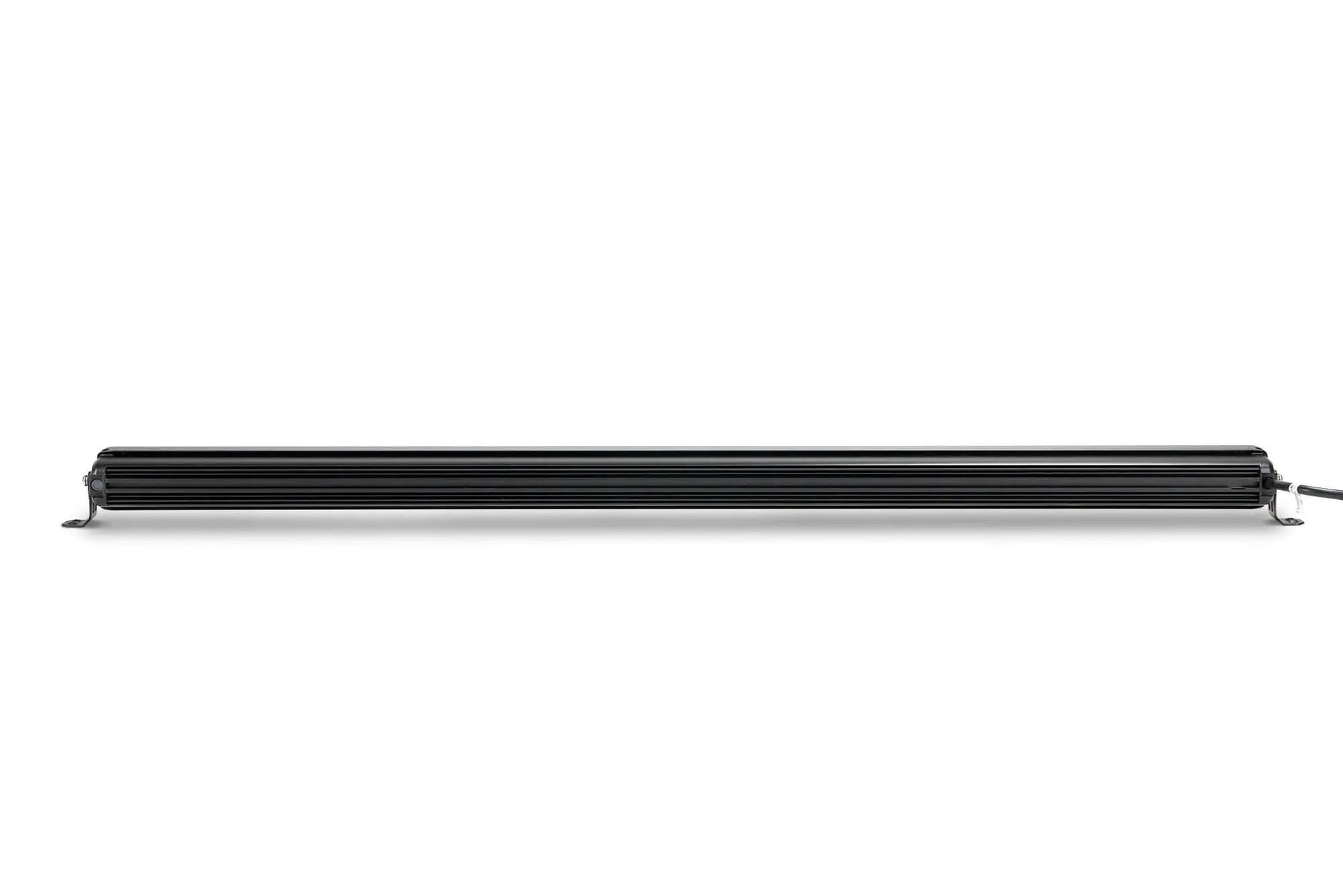 DV8 Offroad The BE52EW500W is a 52in. light bar from the Elite Series lights. Offering a combo light pattern of flood & spot, the 52in. light bar offers a 42,000 lumen output, a bezel-less IP-68 lens, indirect reflectors, small heat fins & side mounts. by DV8 Offroad