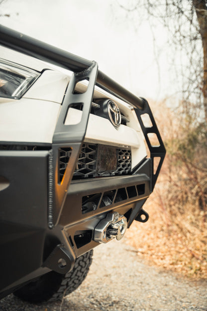 Передний бампер Toyota 4Runner Adventure Series — Алюминий | 2020-2024