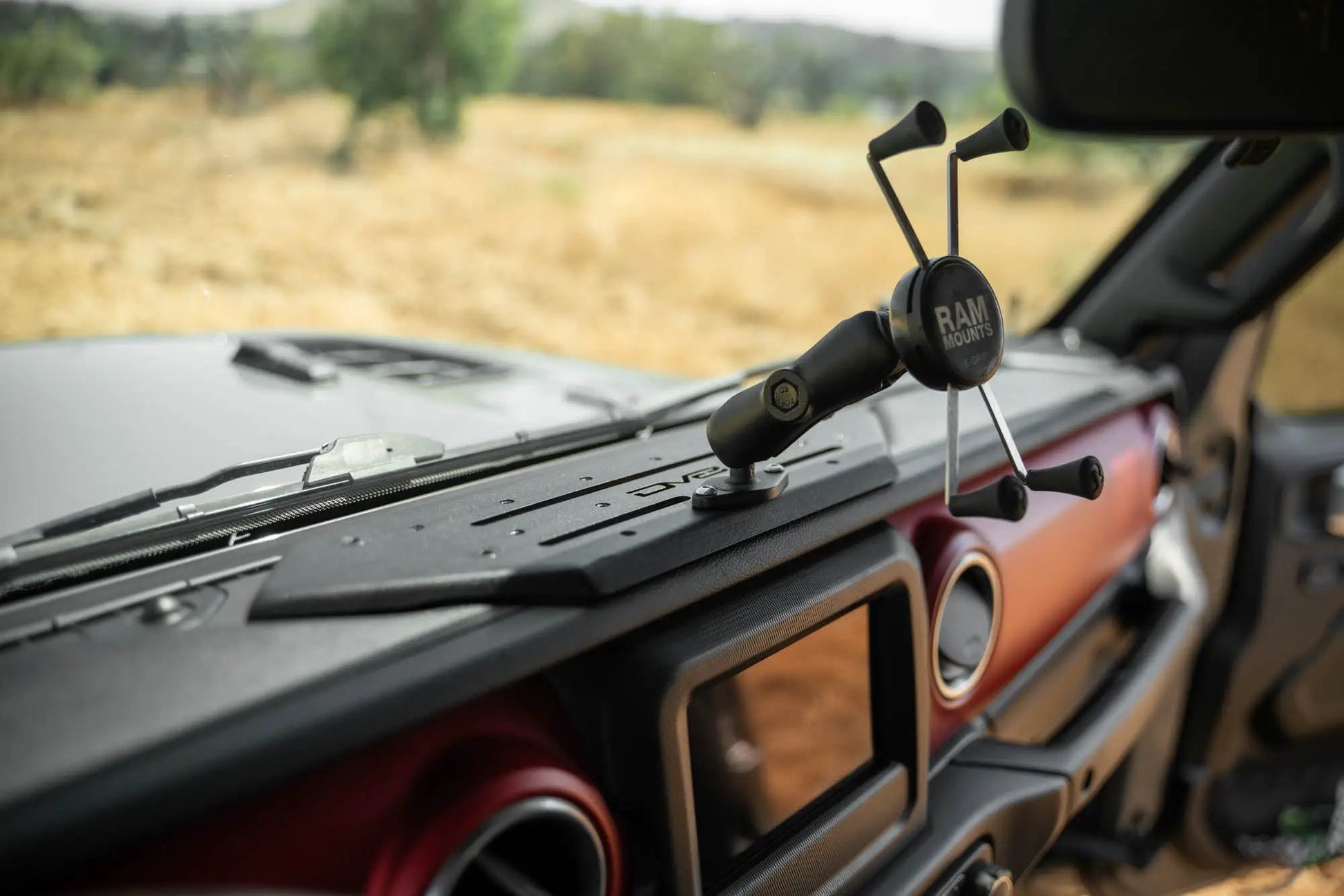 DV8 Offroad Jeep Wrangler JL & Gladiator JT Device Dash Mount V2 by DV8 Offroad